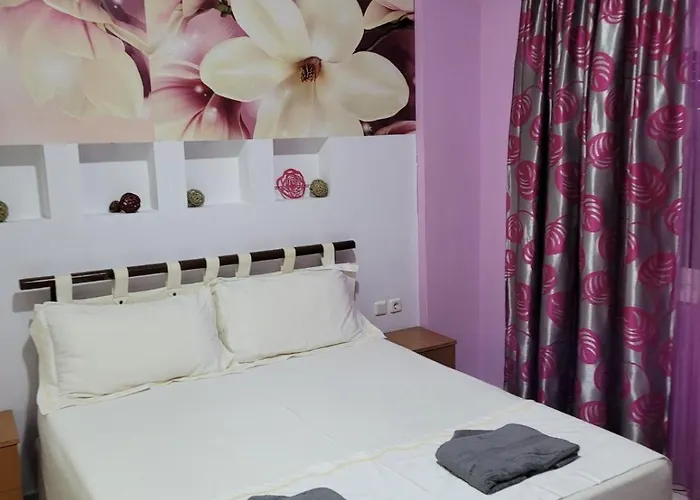 M&n 2 Apartment *